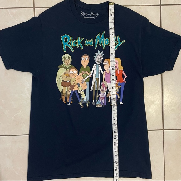 Rick and Morty T-Shirt - Picture 6 of 12
